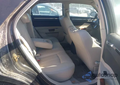 2006 Chrysler 300C from USA, damaged, VIN 2C3LA63H66H309589